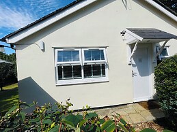 Cherry Bungalow Guesthouse