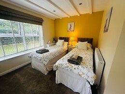 Cherry Bungalow Guesthouse