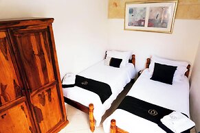 Dionisia Gozitan Villa and Pool