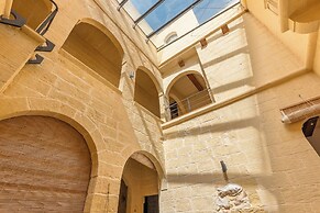 Onefifty Gozitan Villa and Pool