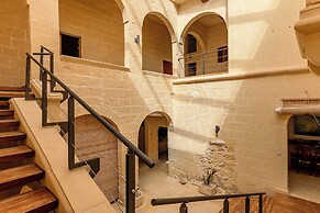 Onefifty Gozitan Villa and Pool