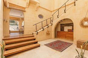 Onefifty Gozitan Villa and Pool