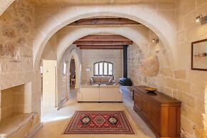 Onefifty Gozitan Villa and Pool