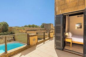 Onefifty Gozitan Villa and Pool
