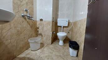 Goroomgo Hotel Tripletree Bhubaneswar