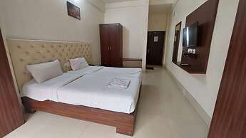 Goroomgo Hotel Tripletree Bhubaneswar