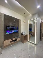 Hotel Aditya Grand - Bhopal