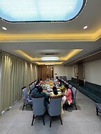 Hotel Aditya Grand - Bhopal