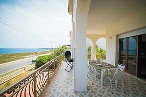 Casa Panorama 1 In Front Of The Sea