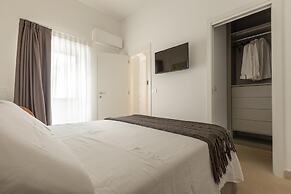 3778 Bastioni Luxury Home by Barbarhouse