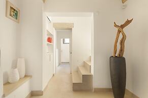 3778 Bastioni Luxury Home by Barbarhouse