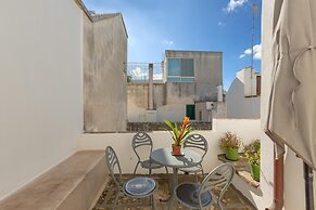 3778 Bastioni Luxury Home by Barbarhouse