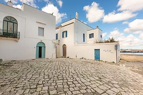 3778 Bastioni Luxury Home by Barbarhouse