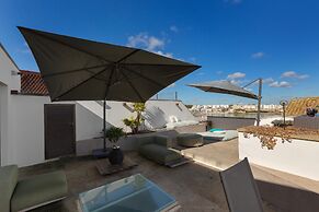 3778 Bastioni Luxury Home by Barbarhouse