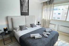 Black White Modern Spacious