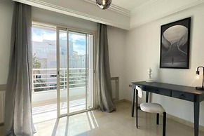 Black White Modern Spacious