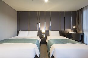 Centum Premier Hotel