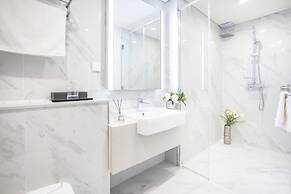 Centum Premier Hotel