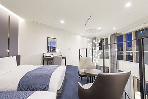 Centum Premier Hotel