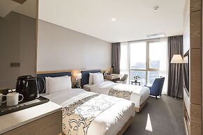 Centum Premier Hotel