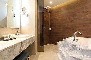 Centum Premier Hotel