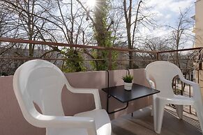 Gagarina Studio With Balcony by Renters