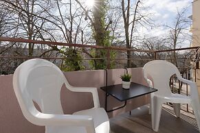 Gagarina Studio With Balcony by Renters