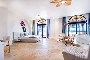 Maja Luxury Resort Hotel