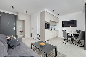 Apartment With Balcony by Renters