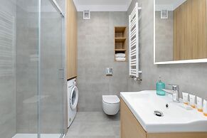 Apartment With Balcony by Renters