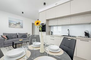 Apartment With Balcony by Renters