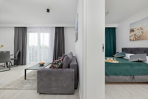 Apartment With Balcony by Renters