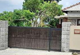 Galle Large Serviced Villa Near Beaches & Fort