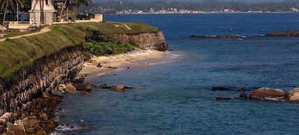 Galle Large Serviced Villa Near Beaches & Fort