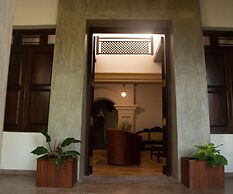 Galle Large Serviced Villa Near Beaches & Fort