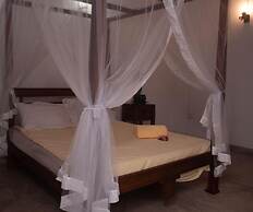 Galle Large Serviced Villa Near Beaches & Fort