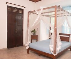 Galle Large Serviced Villa Near Beaches & Fort