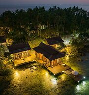 Full Moon Island Resort