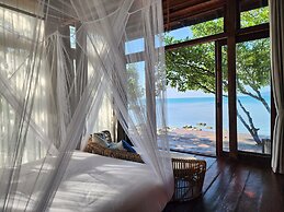 Full Moon Island Resort