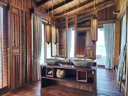 Full Moon Island Resort