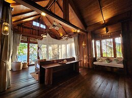 Full Moon Island Resort