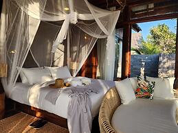 Full Moon Island Resort