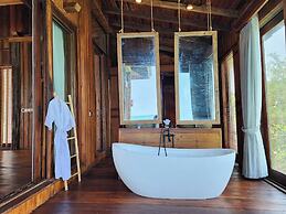 Full Moon Island Resort