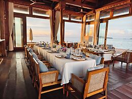 Full Moon Island Resort