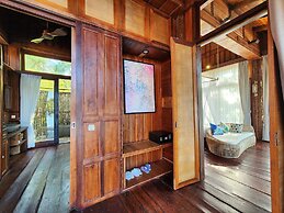 Full Moon Island Resort