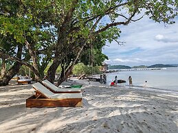 Full Moon Island Resort