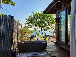 Full Moon Island Resort