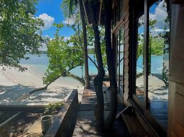 Full Moon Island Resort