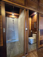 Full Moon Island Resort