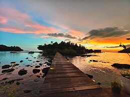 Full Moon Island Resort